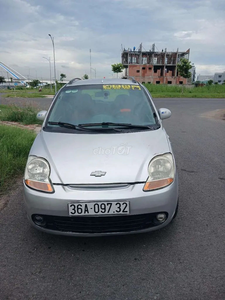 Chevrolet Spark 2011 photo 2