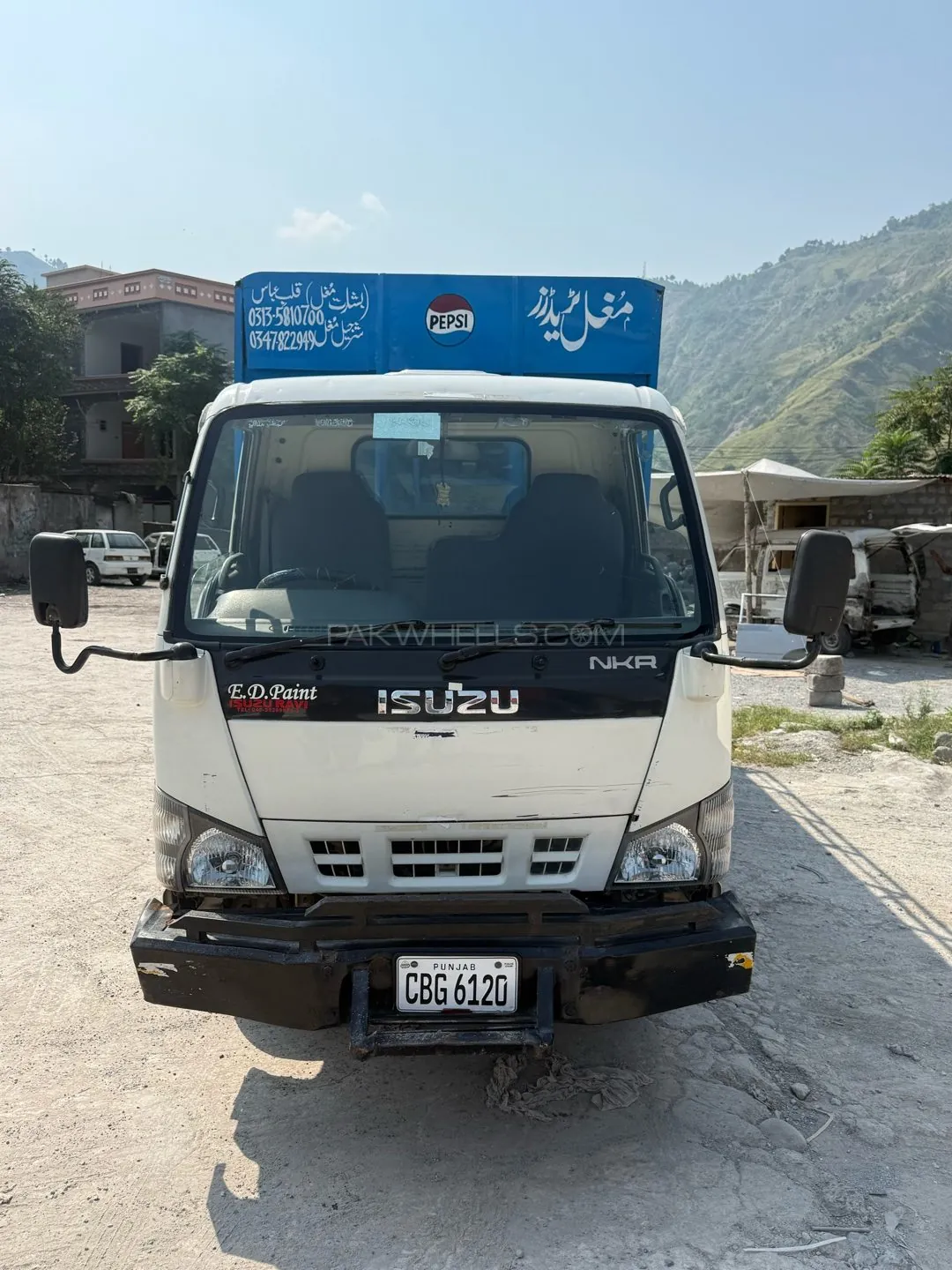 Isuzu Nkr