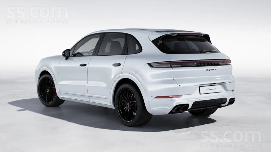 Porsche Cayenne 2023 photo 3
