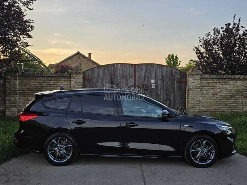 Ford Focus 2019 photo 3