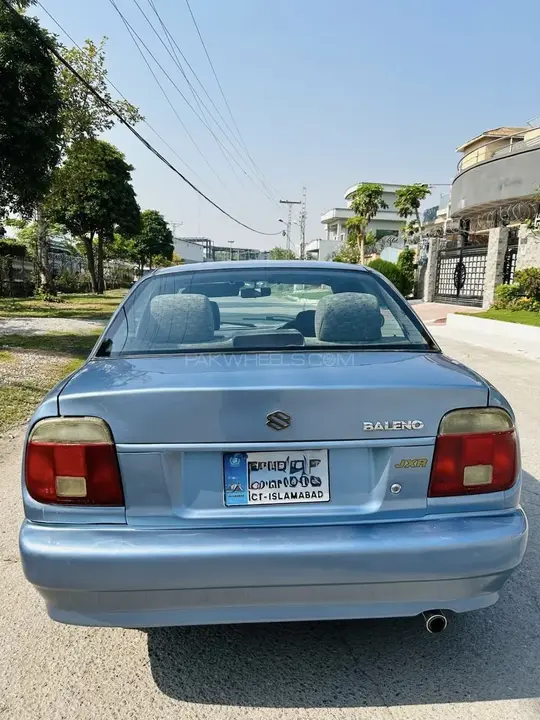 Suzuki Baleno