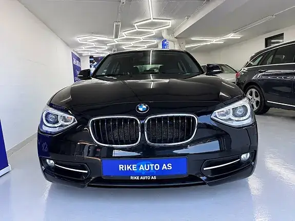 BMW 116D 2011 photo 2