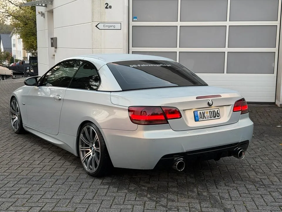 BMW E93