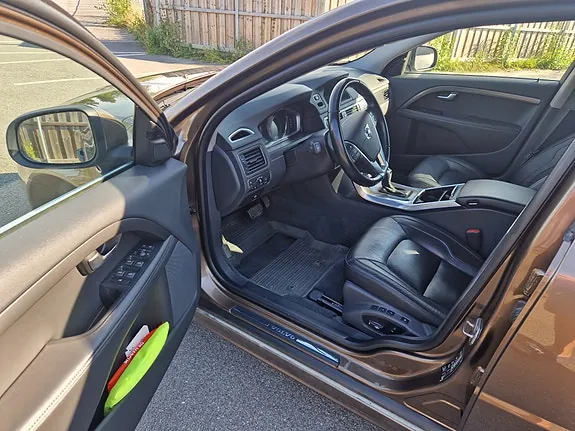 Volvo V70 2015 photo 4