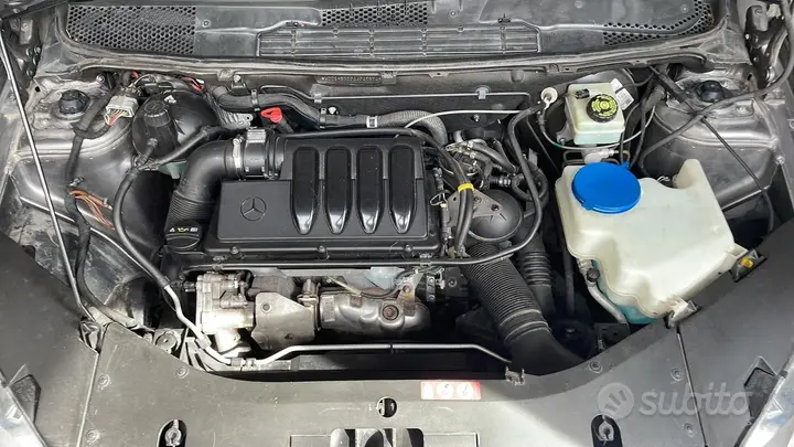 Mercedes-Benz B 2011 photo 4