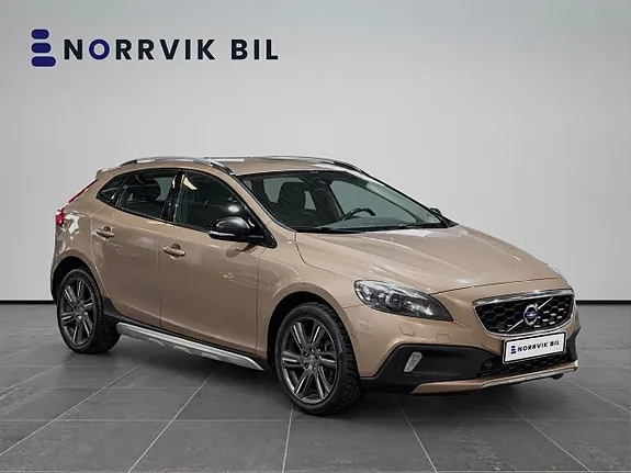 Volvo V40 Cross Country 2013 photo 4