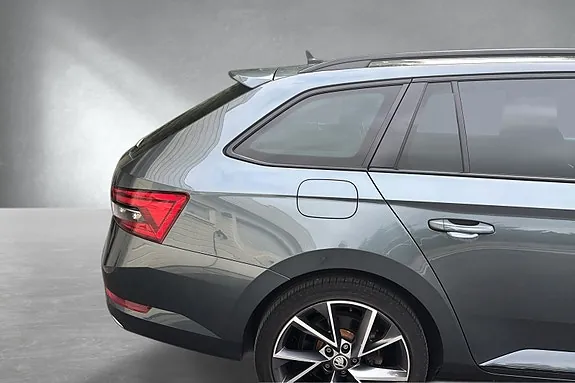 Skoda Superb 2020 photo 5