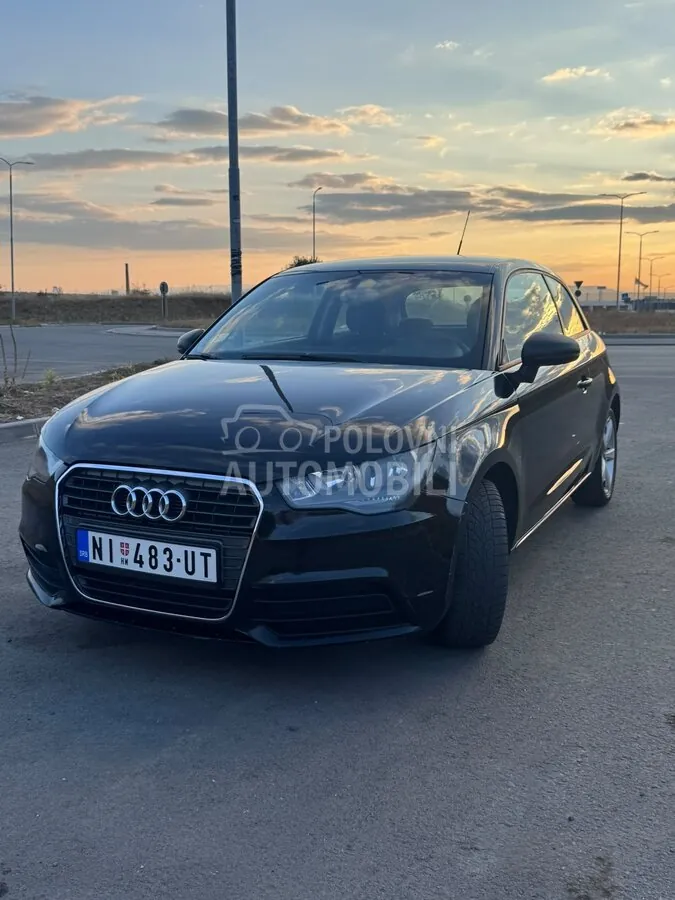 Audi A1 2011 photo 2