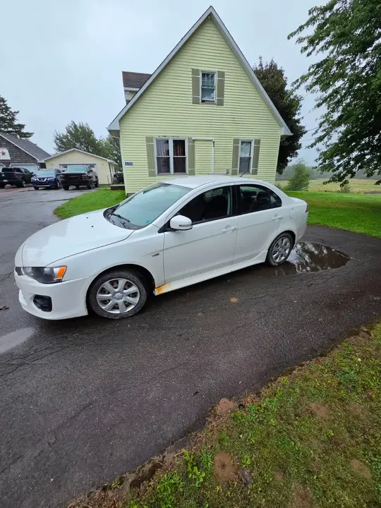Mitsubishi Lancer
