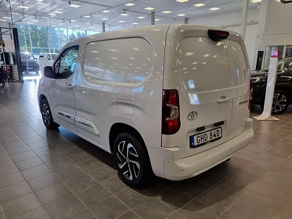 Toyota Proace City 2024 photo 3