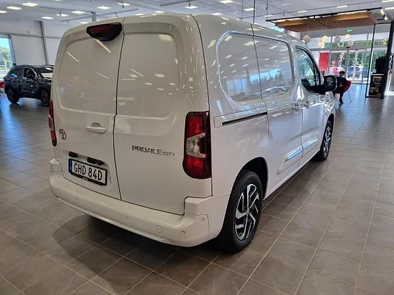 Toyota Proace City 2024 photo 5