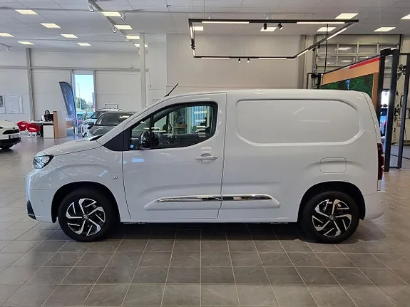 Toyota Proace City 2024 photo 2