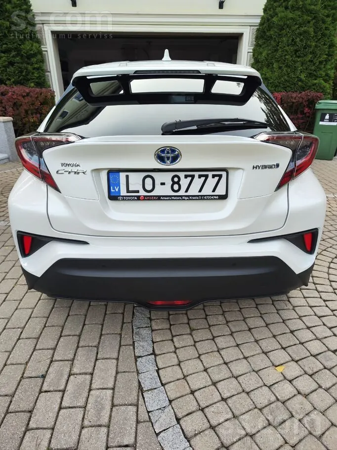 Toyota C-Hr 2018 photo 4