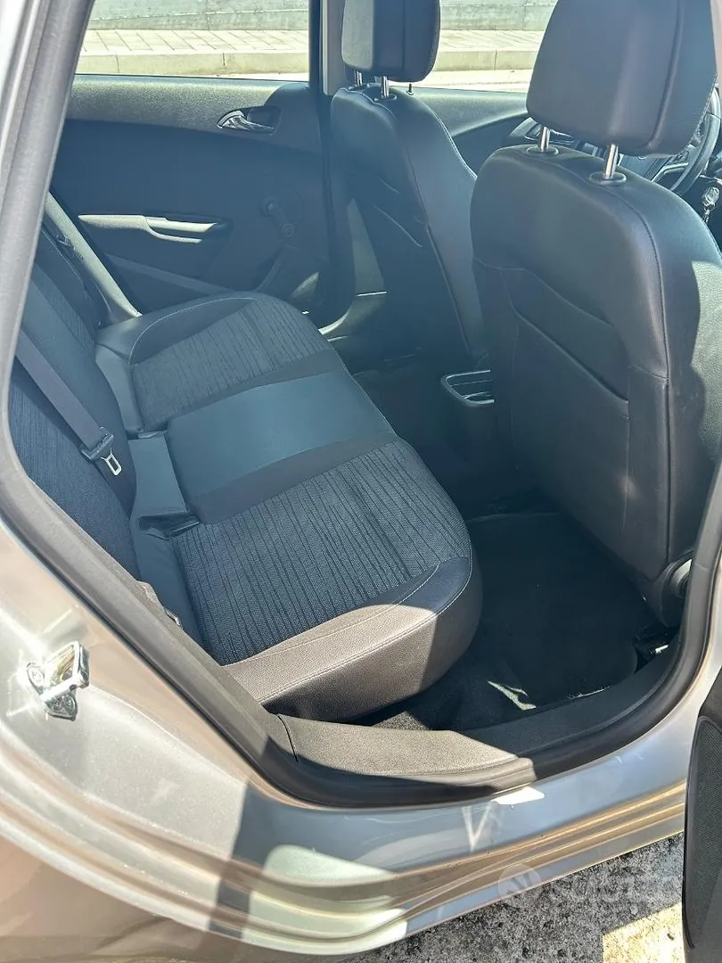 Opel Astra 2015 photo 5