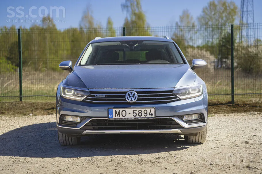 Volkswagen Passat Alltrack 2017 photo 2