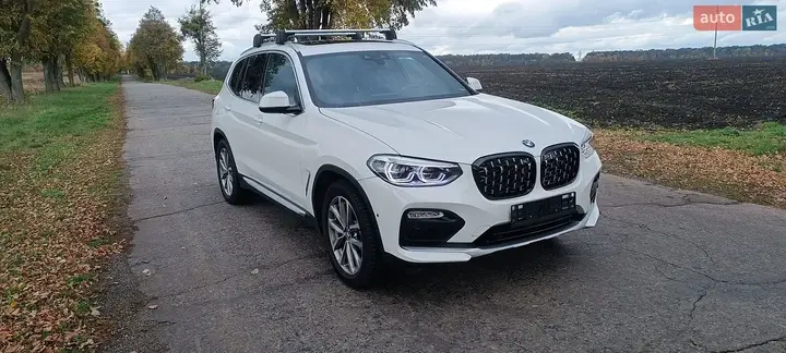 BMW X3 2018 photo 2