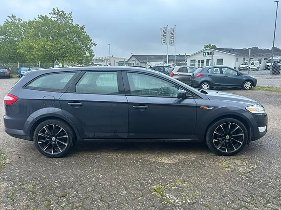 Ford Mondeo 2010 photo 3