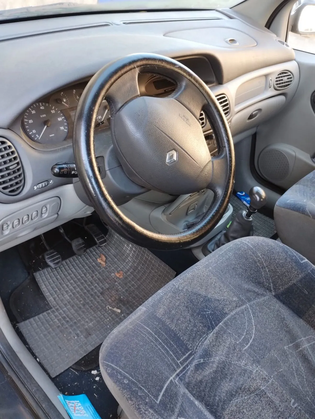 Renault Megane 2001 photo 2