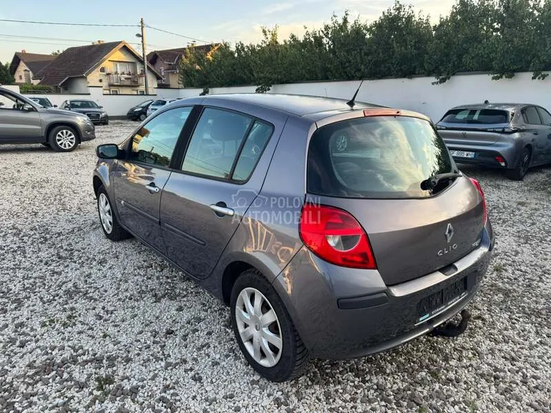 Renault Clio 2007 photo 3