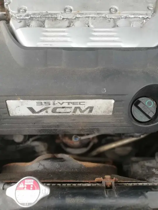 Honda Accord 2010 photo 2