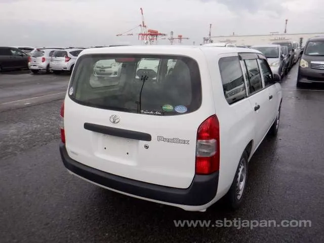 Toyota Probox 2018 photo 4