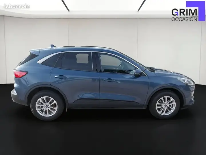 Ford Kuga 2023 photo 3