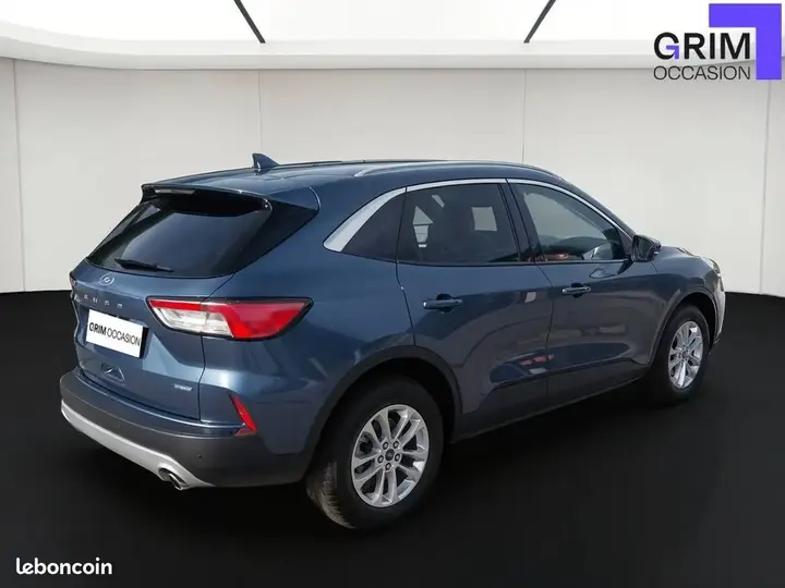 Ford Kuga 2023 photo 2