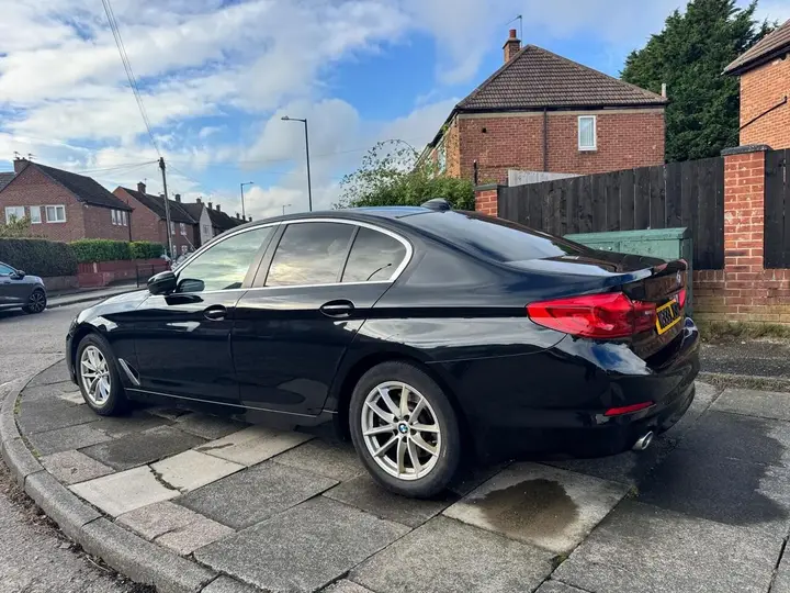 BMW 5 Series 2019 photo 4