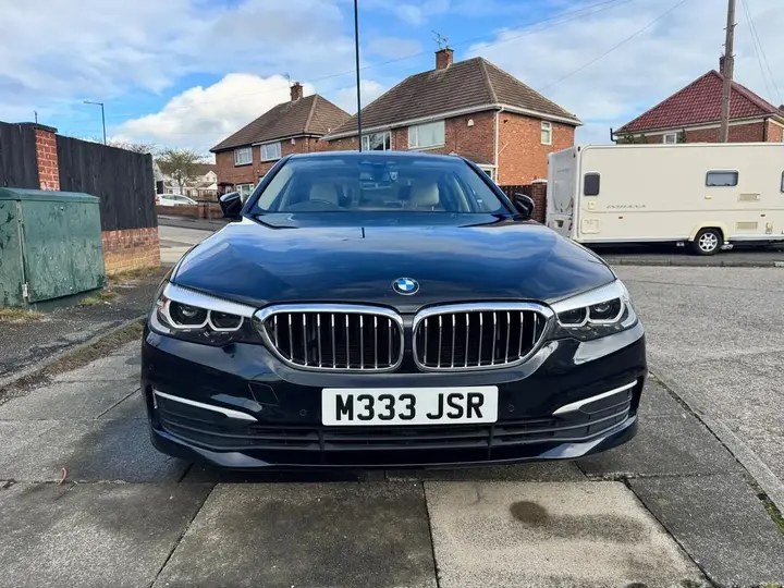 BMW 5 Series 2019 photo 2