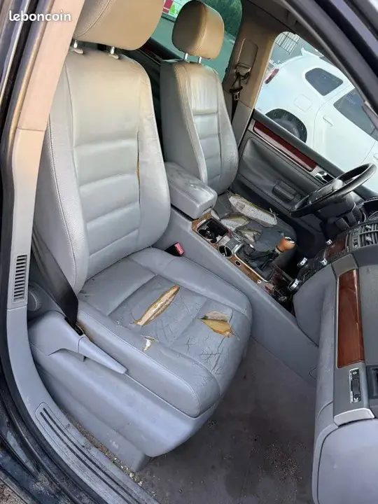 Volkswagen Touareg 2004 photo 3