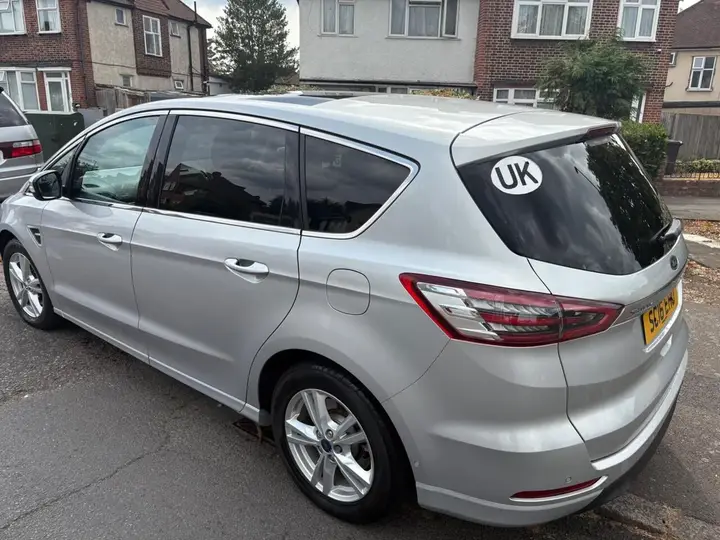 Ford S-Max 2016 photo 2