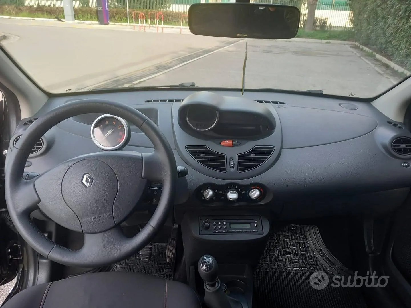 Renault Twingo 2010 photo 5