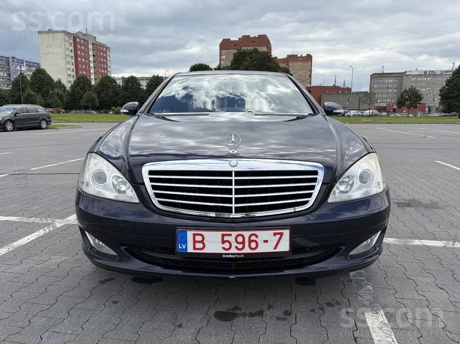 Mercedes-Benz S320 2007 photo 2
