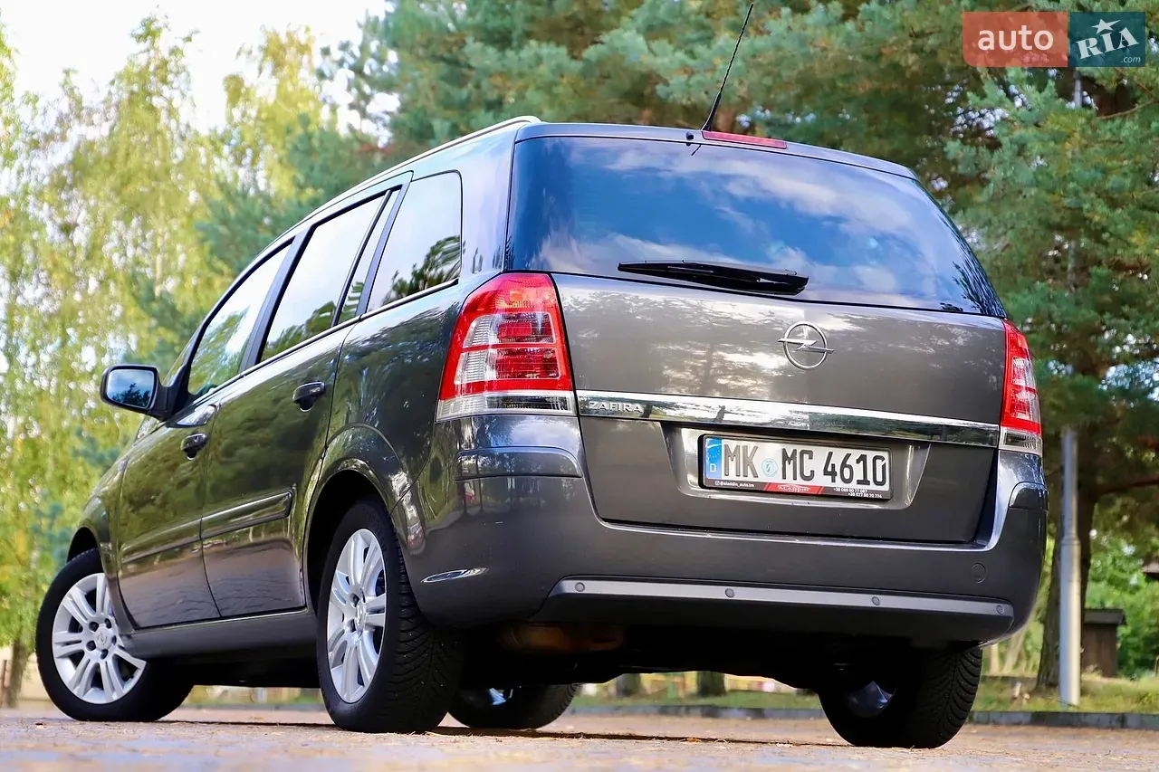 Opel Zafira 2013 photo 4