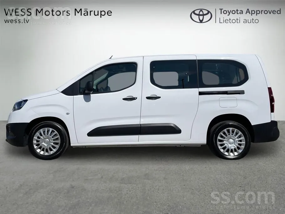 Toyota Proace City Verso 2023 photo 3