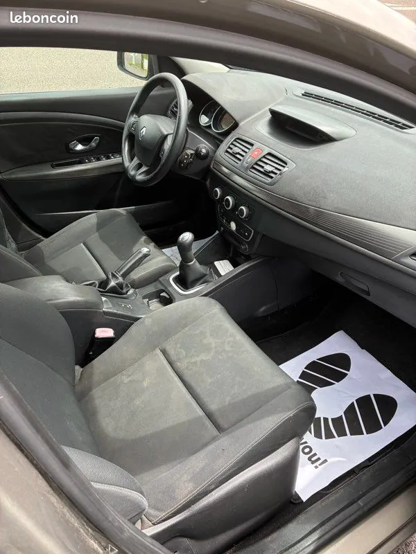 Renault Megane 2009 photo 4