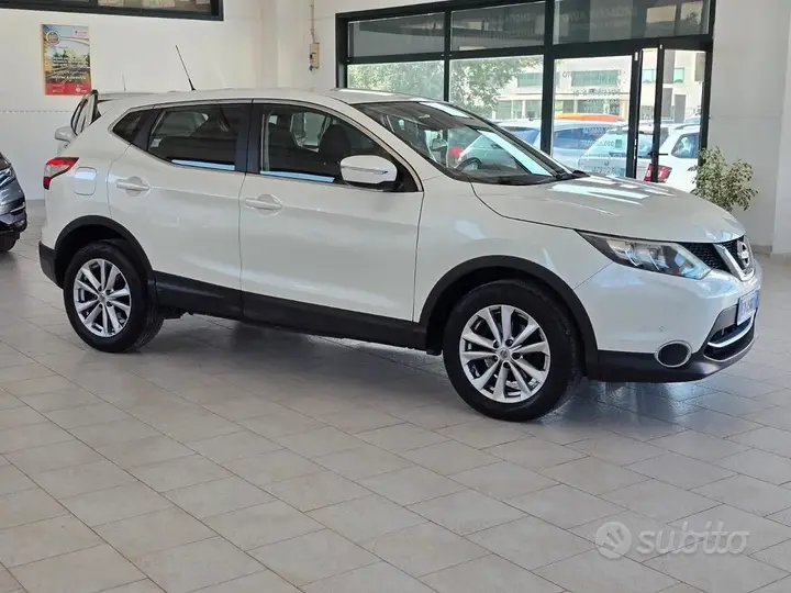 Nissan Qashqai 2014 photo 2