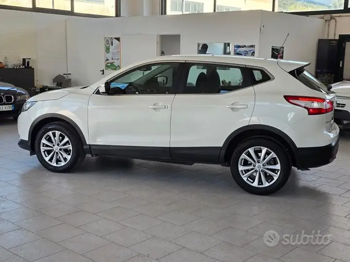 Nissan Qashqai 2014 photo 3