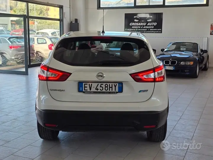 Nissan Qashqai 2014 photo 4