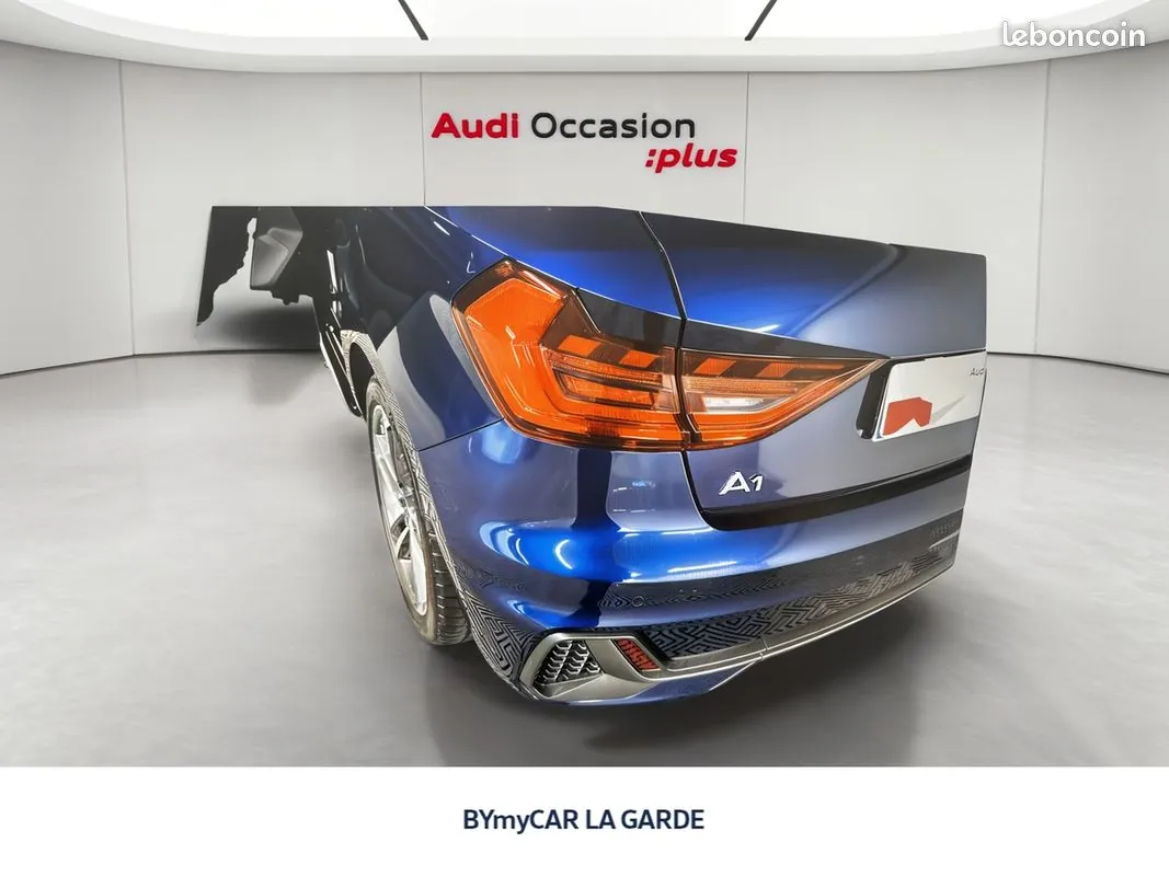 Audi A1 2025 photo 5