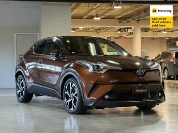 Toyota C-Hr 2018 photo 2