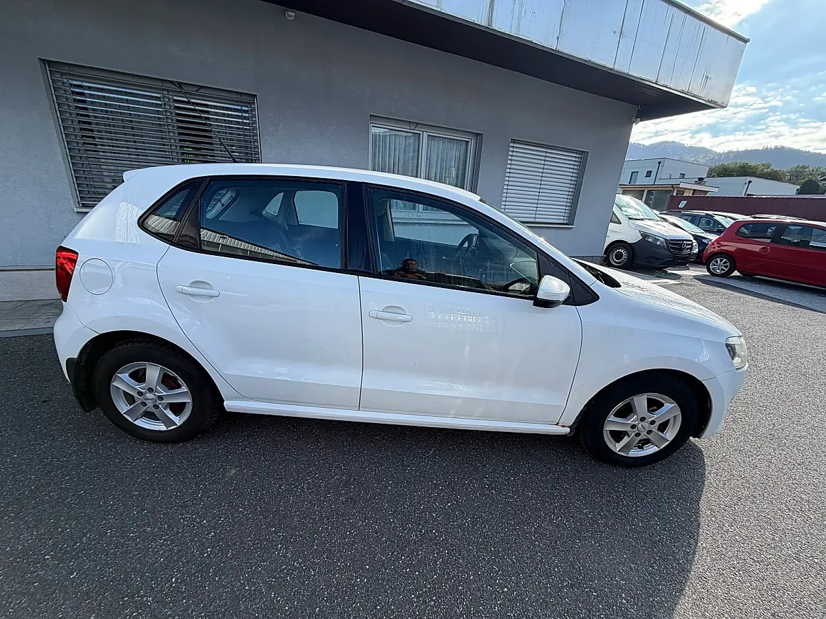 Volkswagen Polo 2011 photo 3