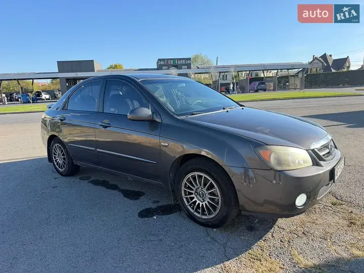 Kia Cerato 2006 photo 3