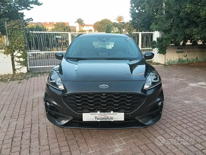 Ford Kuga 2022 photo 3