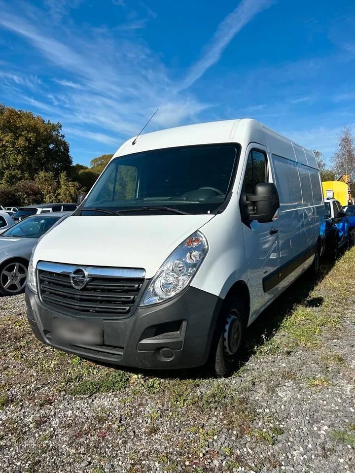 Opel Movano