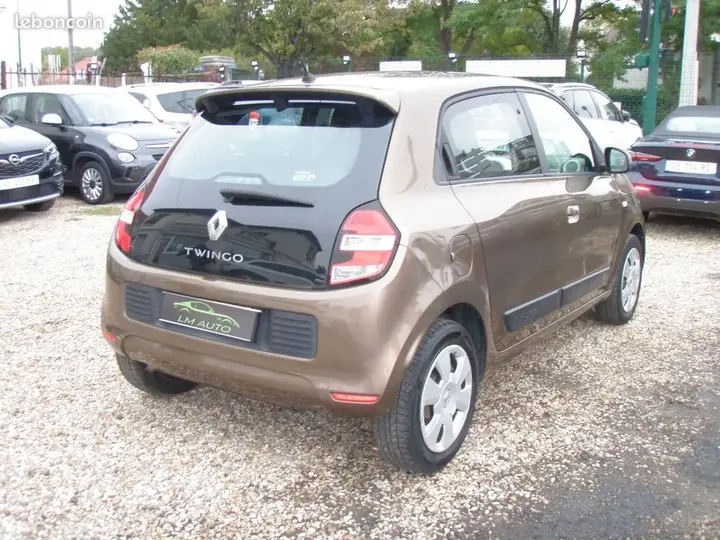 Renault Twingo 2015 photo 2