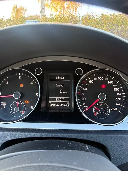 Volkswagen Passat 2010 photo 5