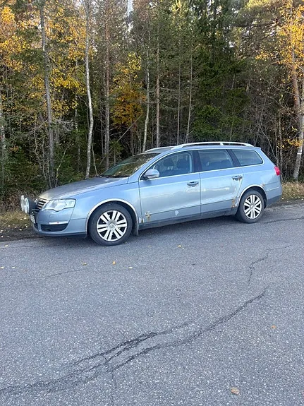 Volkswagen Passat 2010 photo 2