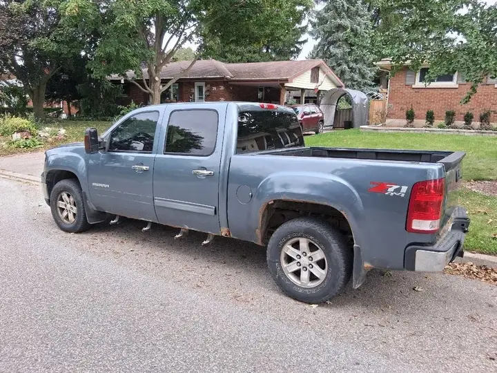 GMC Sierra