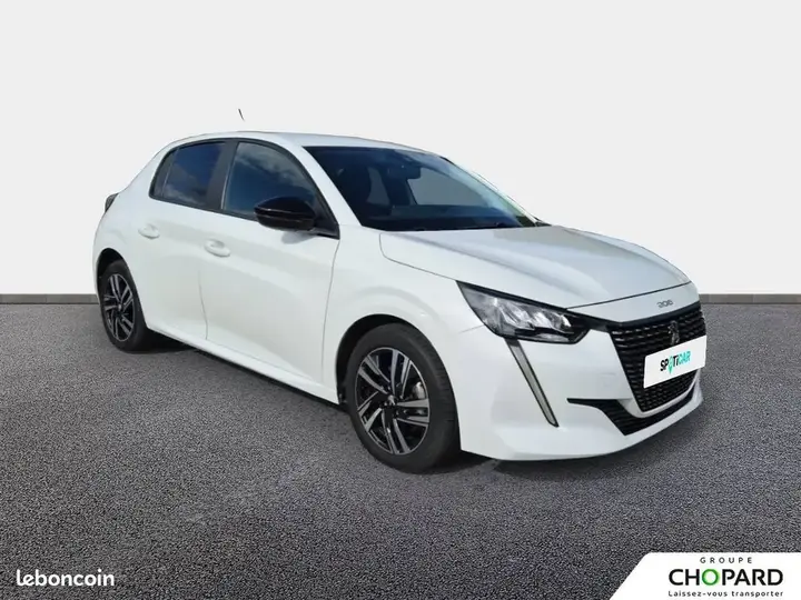 Peugeot 208 2023 photo 3